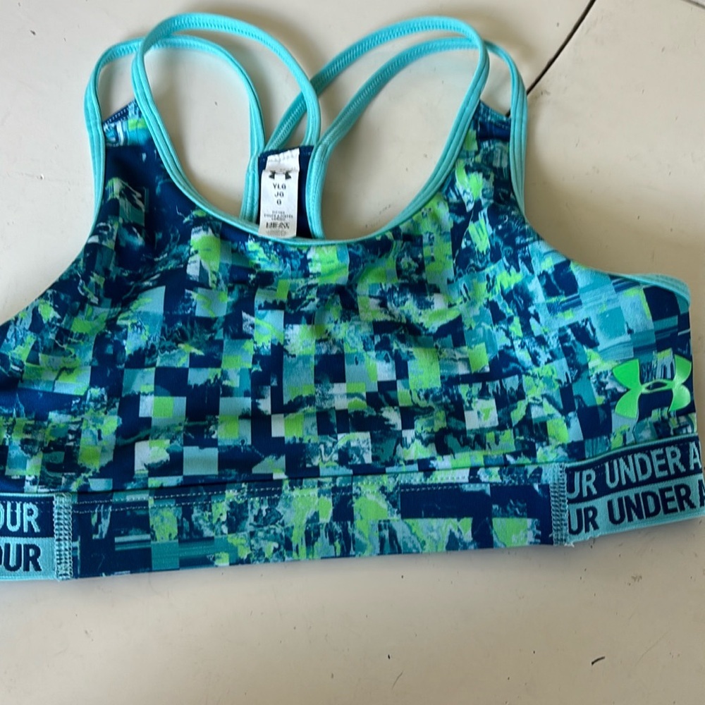 🌸Under Armour Blue and Green Sports Bra